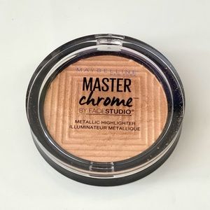 Maybelline FaceStudio Master Chrome Highlighter100